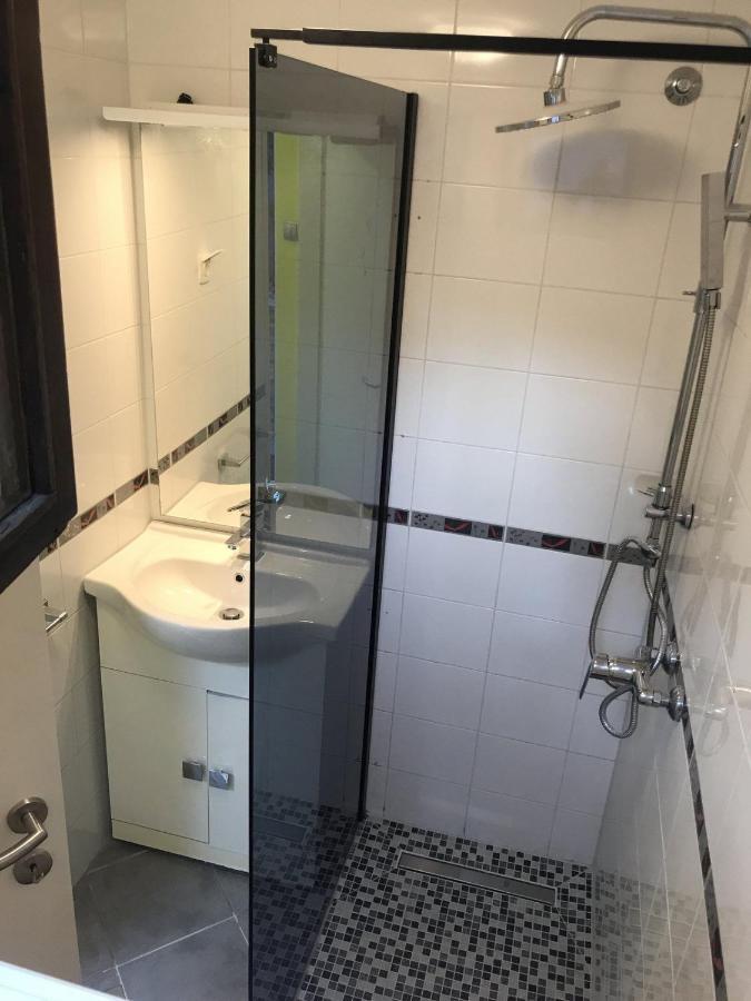 Opatija Central Studio Apartment Luaran gambar