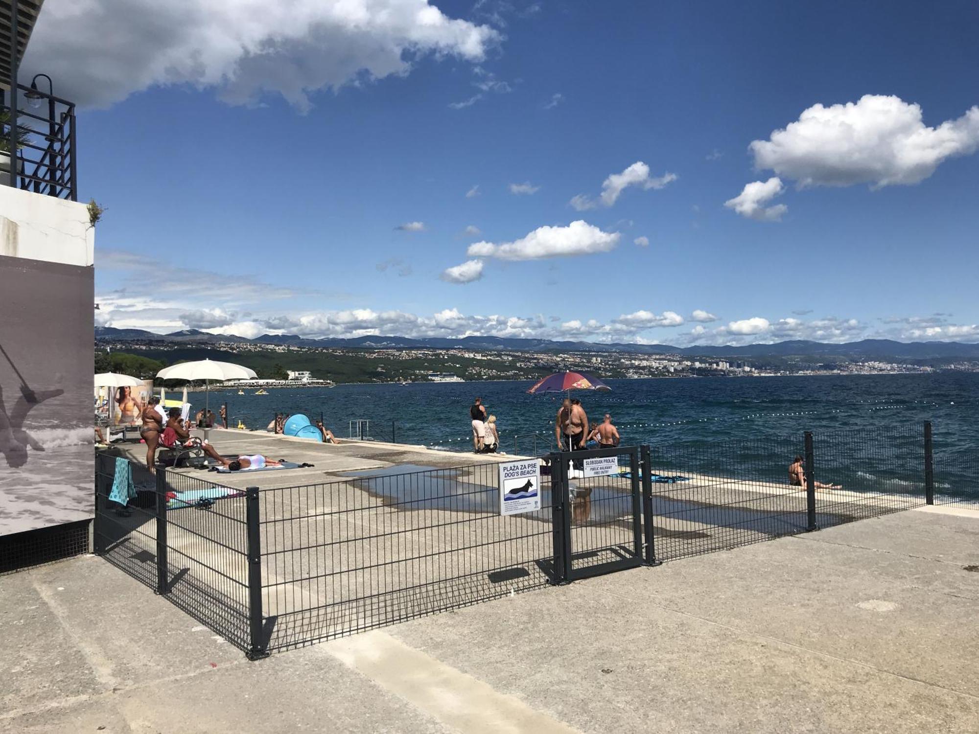 Opatija Central Studio Apartment Luaran gambar